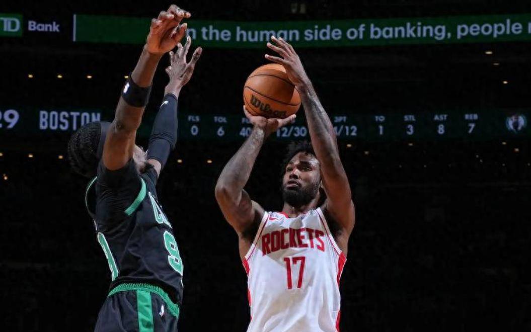 关于多伦多猛龙训练开放日；加时末段状态回暖引欢呼；NBA总决赛在即；球队文化再被提及的信息